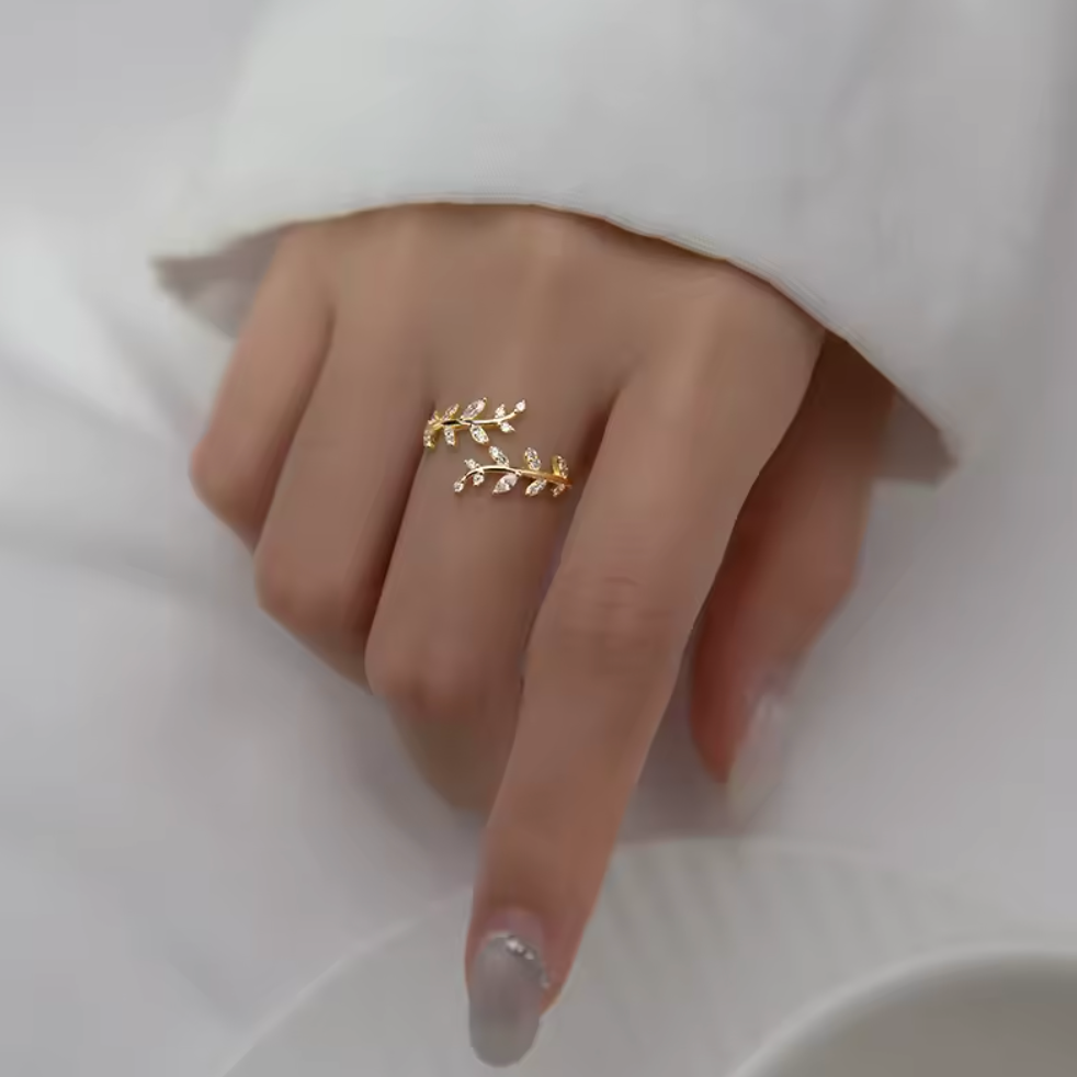 925 Sterling Silver Crystal Leaf Ring | Adjustable